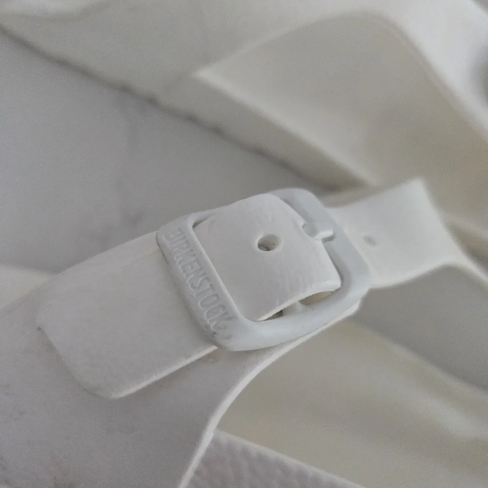 Birkenstock Essentials Gizeh Footbed Thong Slip-on Sandals Foam Light White 37